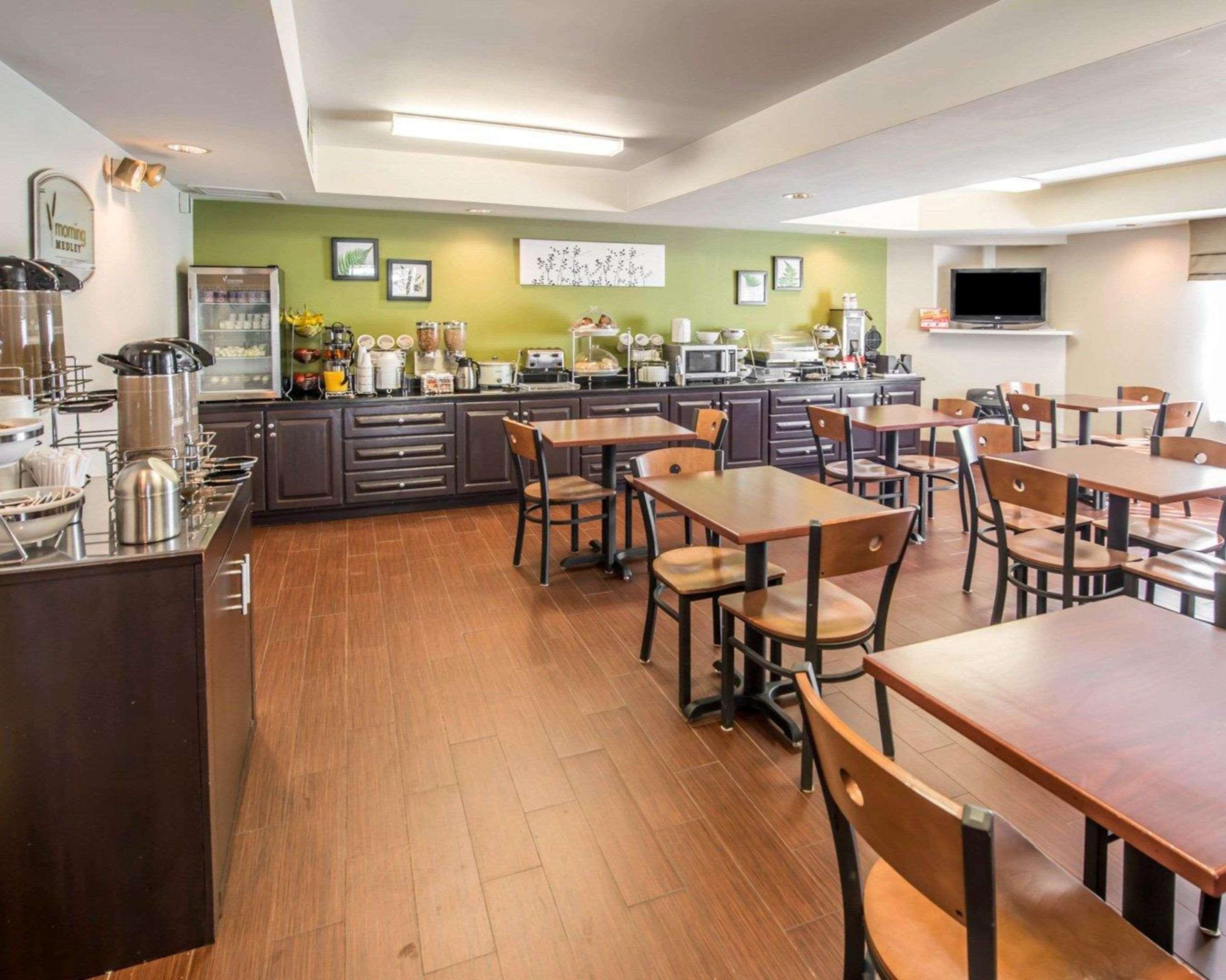Sleep Inn & Suites Princeton I-77 Экстерьер фото